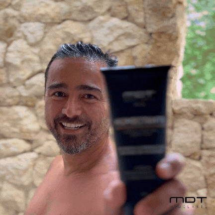 Crema corporal para hombres que aporta hidratación profunda por 24 horas